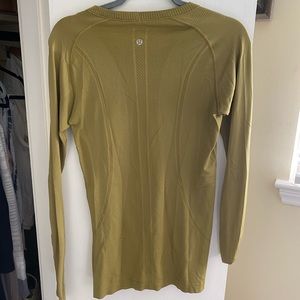 Lululemon long sleeve